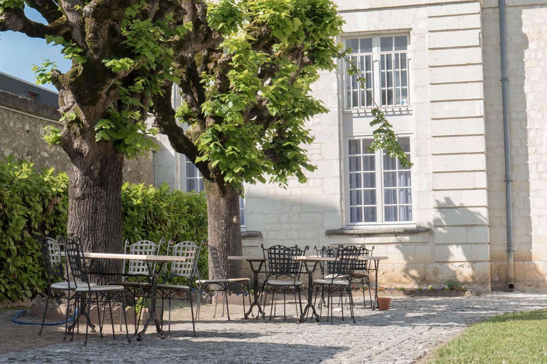 Hotel Beauvilliers Saint-Aignan  Εξωτερικό φωτογραφία